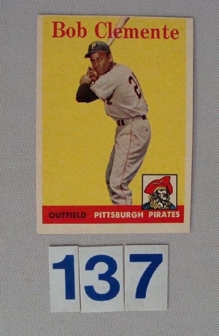 1958 TOPPS #52 ROBERTO CLEMENTE - EX (1 of 2)