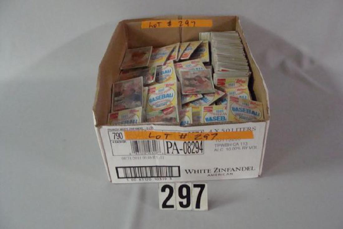 (APPROX. 325) UNOPENED PACKS OF 1981 TOPPS (1 of 2)