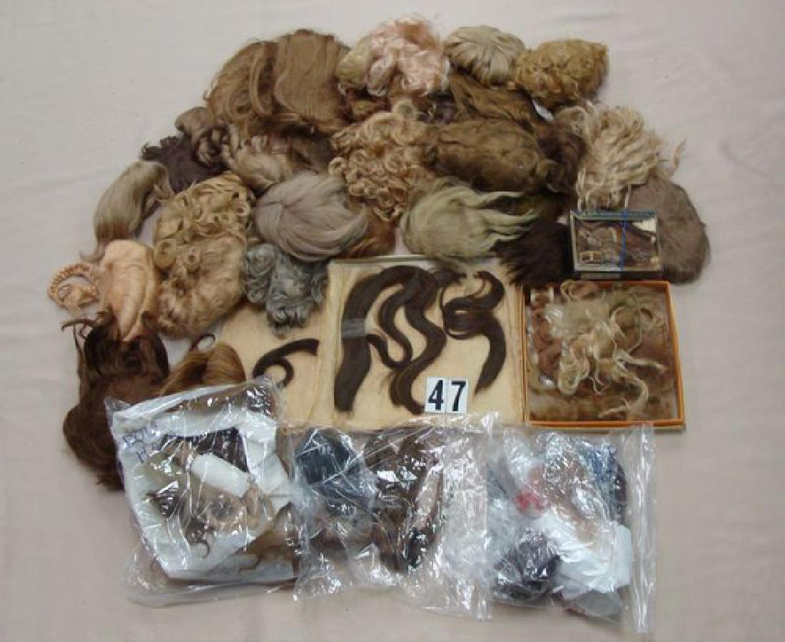 LARGE BOX LOT OF ASSORTED SIZE DOLL WIGS (1 of 5)