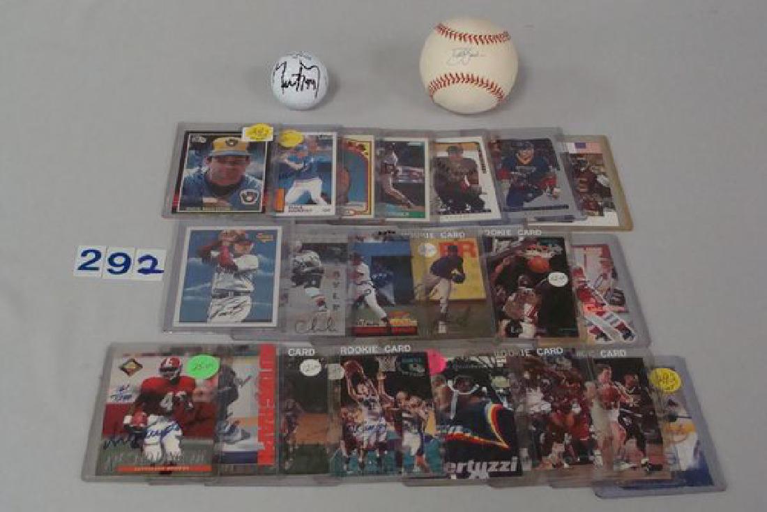 DAVE JUSTICE AUTOGRAPHED BASEBALL IN BALL CUBE HOLDER, (1 of 4)