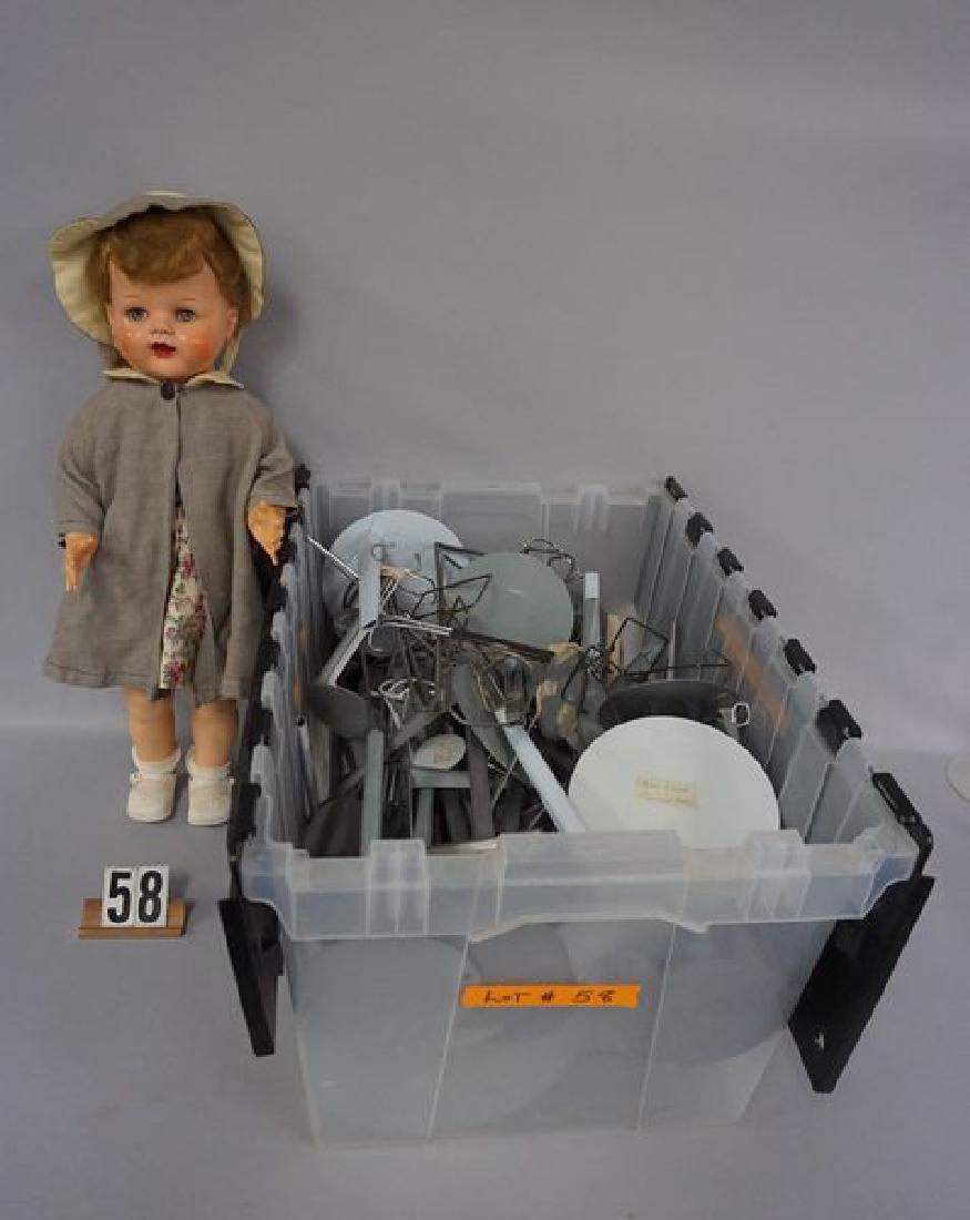 IDEAL 22 INCH SAUCY WALKER - VERY GOOD & PLASTIC (1 of 5)