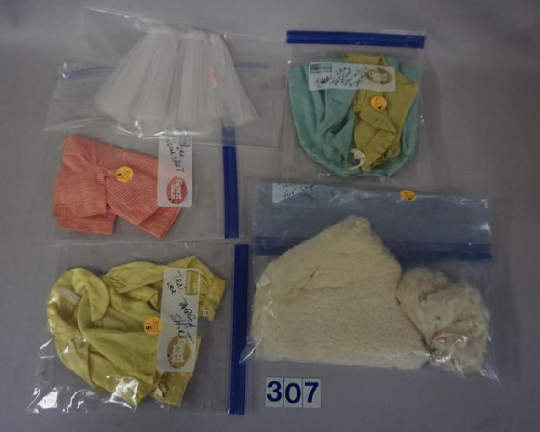 (5) BAGS OF TERRI LEE TAGGED CLOTHES: WHITE FUR CAPE &: WHITE FUR CAPE & HAT, SWIMSUIT & JACKET, SHIRT, SLIP & SKIRT - GOOD