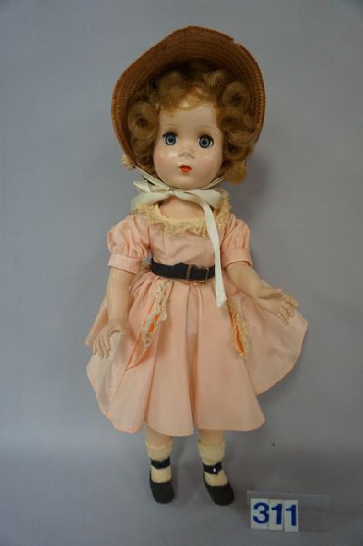 MADAME ALEXANDER 14 INCH HARD PLASTIC WALKER MAGGIE (1 of 4)