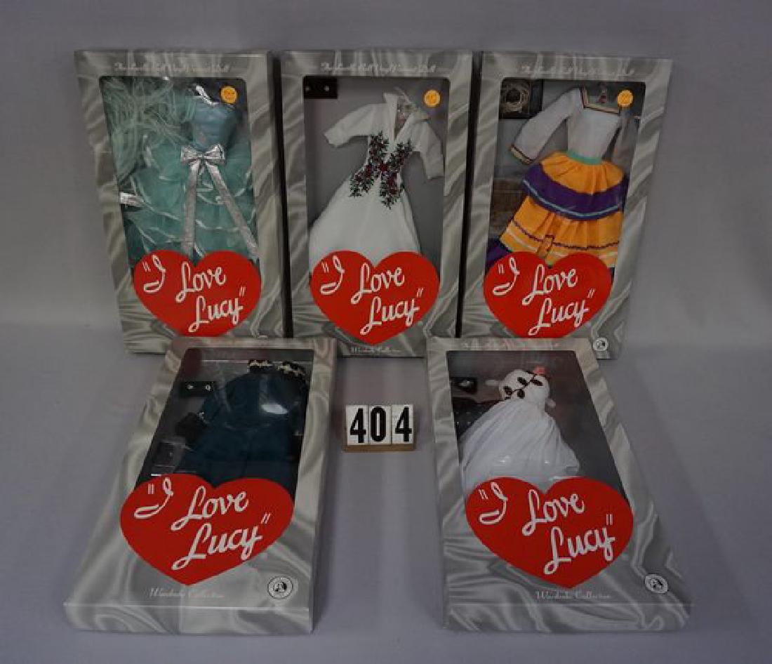 (10 DIFF.) FRANKLIN MINT OUTFITS FOR THE I LOVE LUCY (1 of 2)
