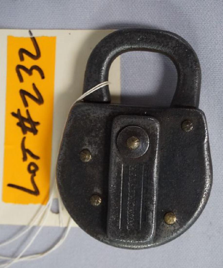 WINCHESTER PADLOCK WITH DUST COVER, (1 of 3)