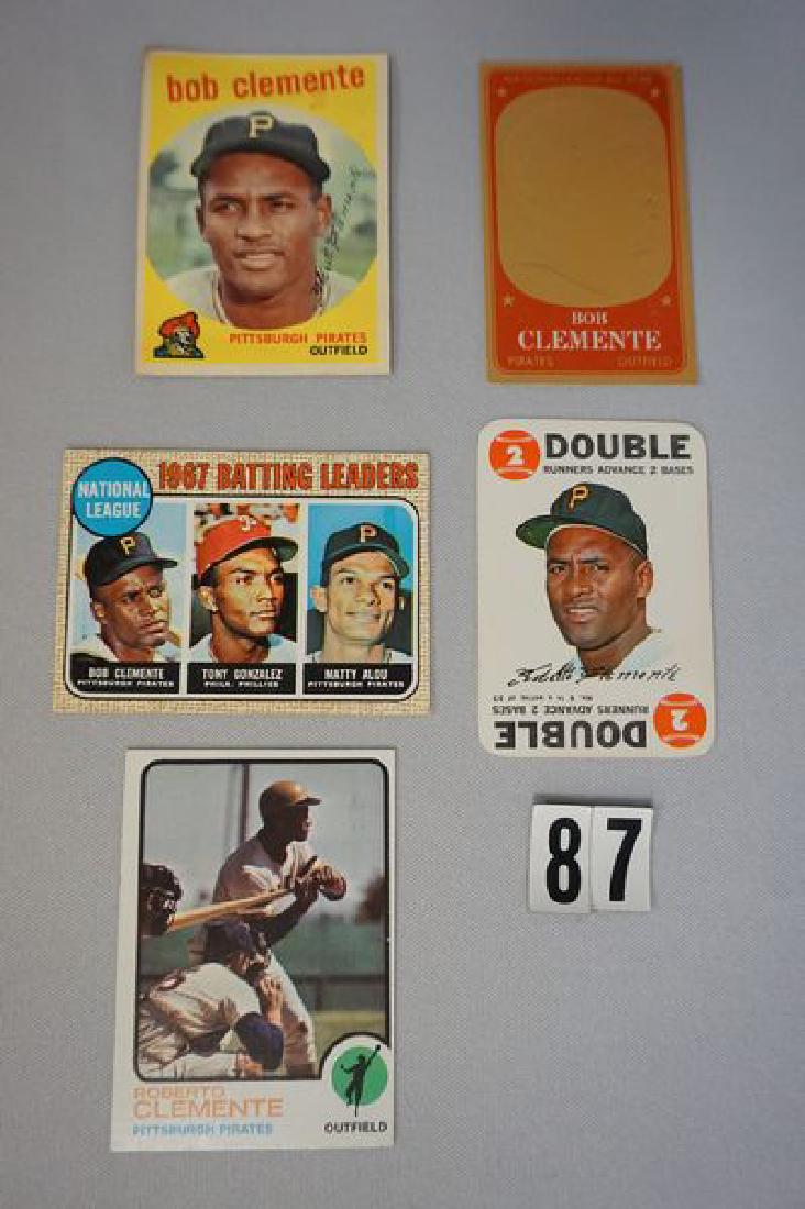 (5) R. CLEMENTE TOPPS BASEBALL CARDS: (1 of 3)
