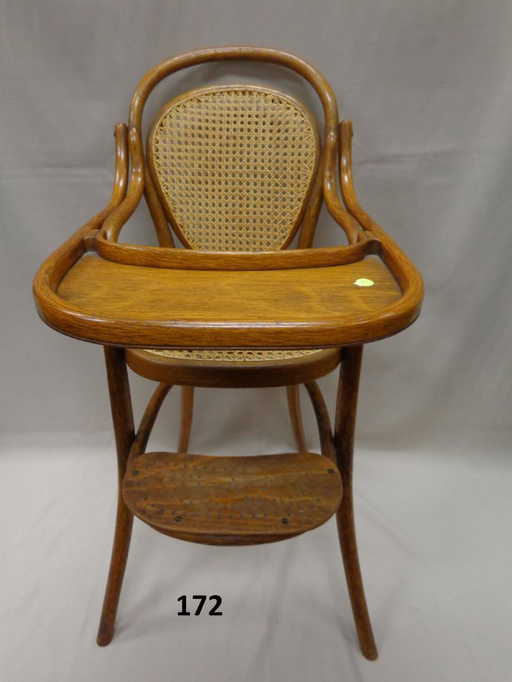 ANTIQUE CHILD'S OAK BENTWOOD HIGH CHAIR - ANTIQUE CHILD'S OAK BENTWOOD HIGH CHAIR