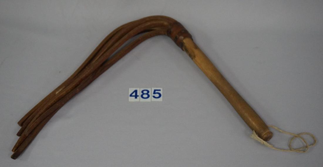 GERMAN LEATHER WHIP, WOOD HANDLE (1 of 3)