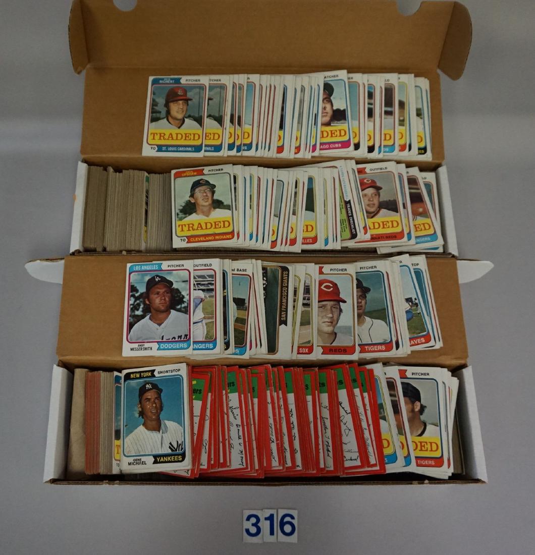 BOX WITH (APPROX. 700+) 1974 TOPPS BASEBALL (1 of 3)