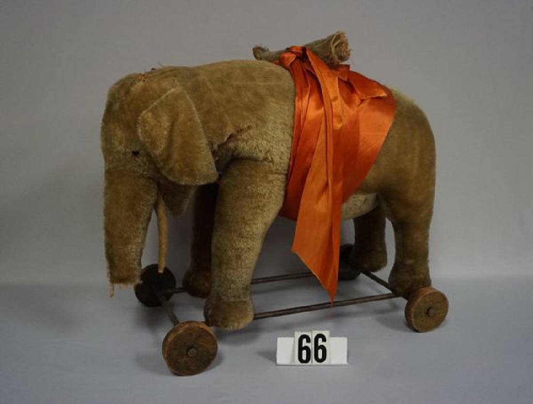 LARGE STEIFF MOHAIR ELEPHANT (1 of 6)