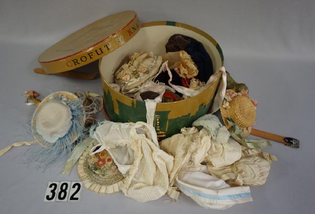 CROFUT & KNAPP DECORATED CARDBOARD (1 of 3)