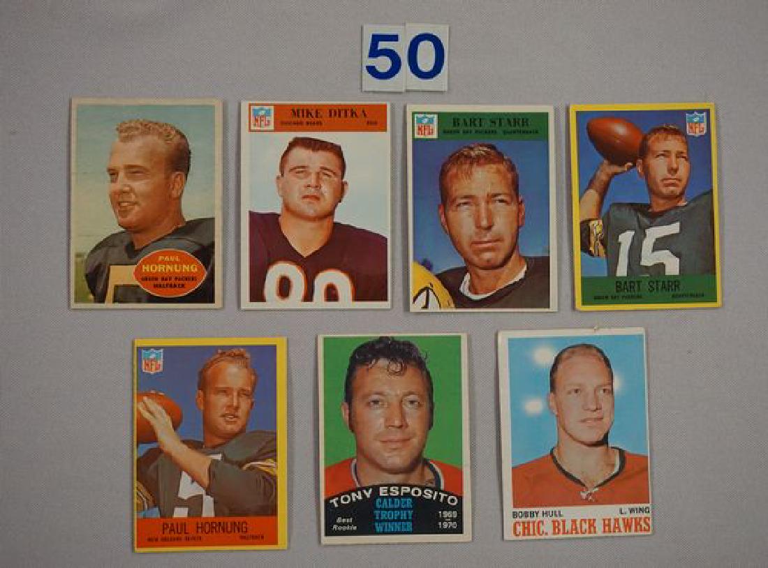 1960 TOPPS #54 P. HORNUNG - POOR,: 1966 PHILA. GUM #32 M. DITKA & #88 B. STARR, 1967 PHILA, GUM #82 B. STARR & #123 P. HORNUNG & 1970-'71 TOPPS HOCKEY #15 B. HULL & #247 T. ESPOSITO - VG TO EX