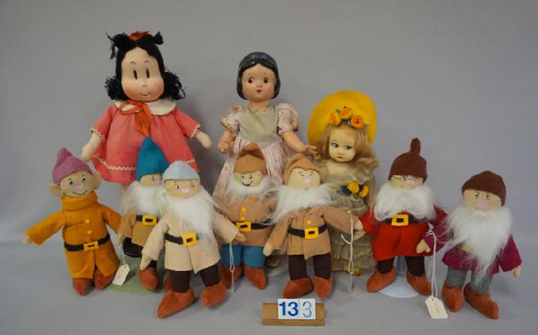 LOT: 11 INCH LENCI TYPE GIRL (1 of 7)