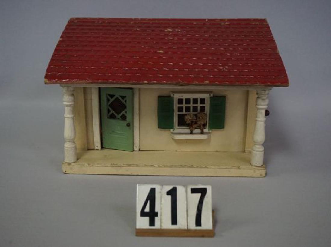 SCHOENHUT BUNGALOW-STYLE DOLL HOUSE (1 of 7)