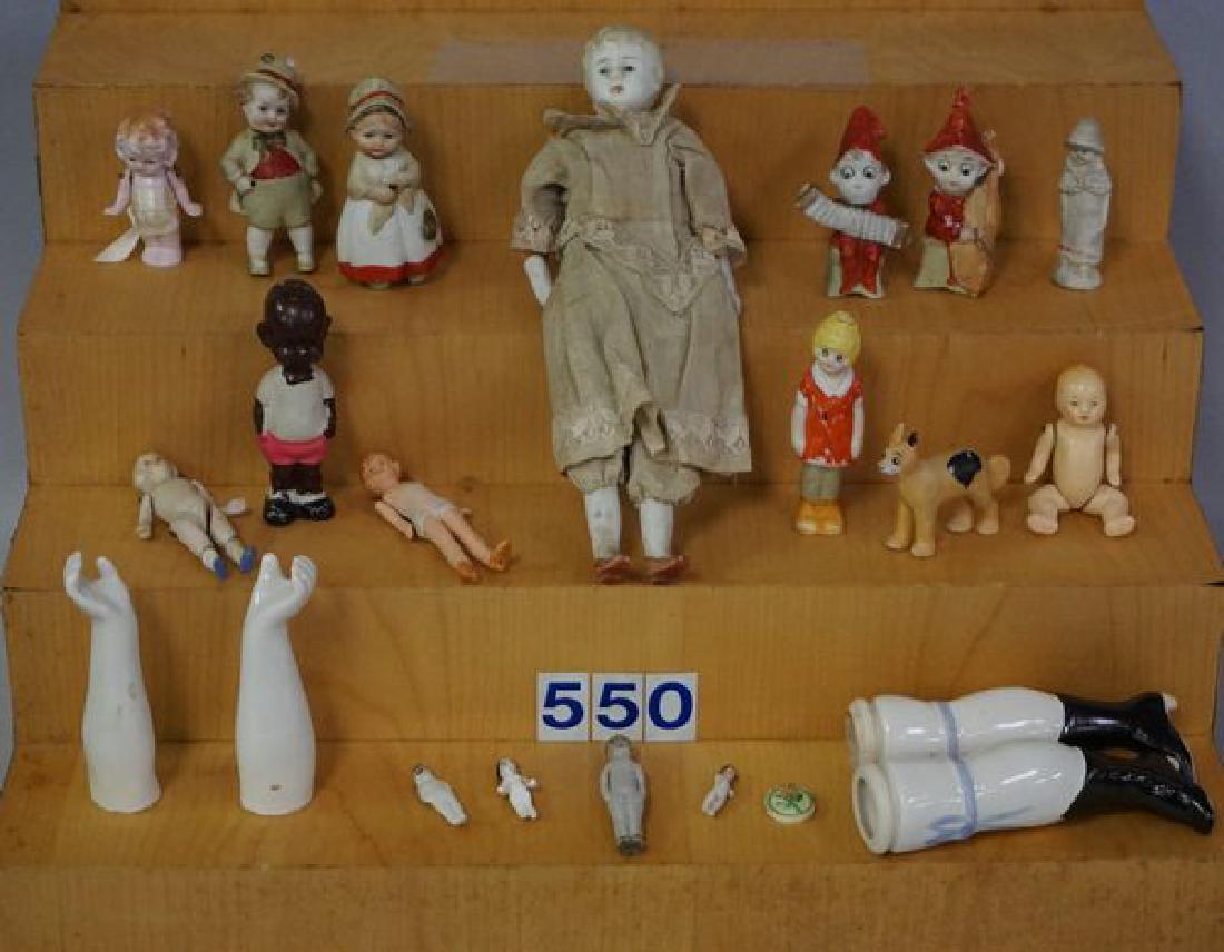 LOT: BISQUE HEAD NODDERS / KNOTTERS (1 of 4)