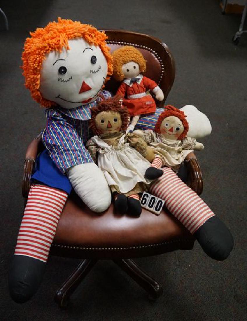 (4 PIECES) CLOTH DOLLS: (1 of 3)
