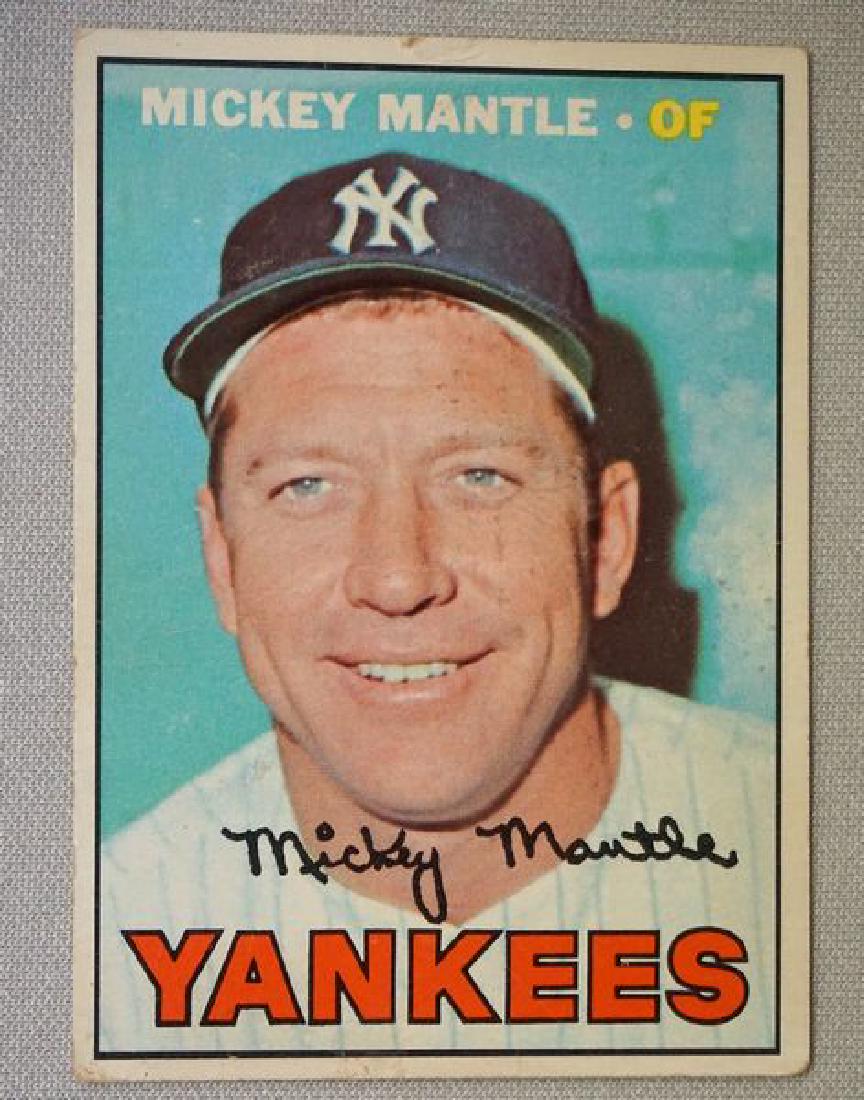 1967 TOPPS #150 MICKEY MANTLE (1 of 2)