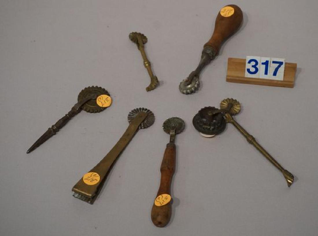 (6 DIFFERENT) PIE CRIMPERS (1 of 2)