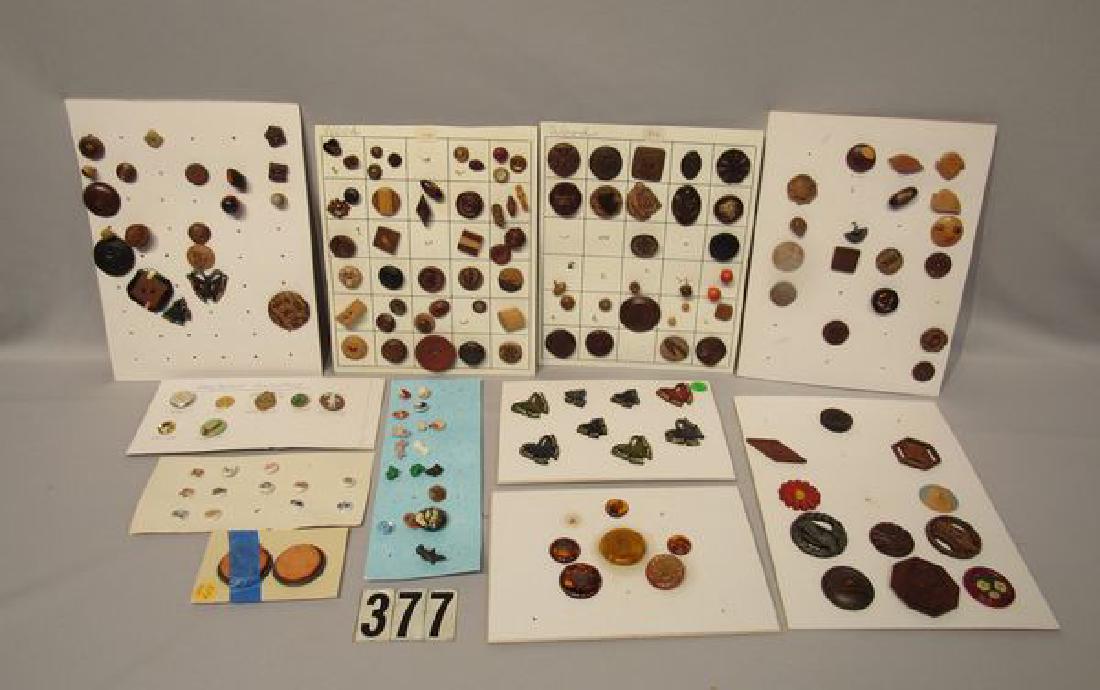 (160+) ANTIQUE VINTAGE & COLLECTIBLE: BUTTONS, NICE LOT WITH MANY VARIETIES, MANY WOOD, ALSO STATE & NATIONAL CONVENTION, ETC. - VG