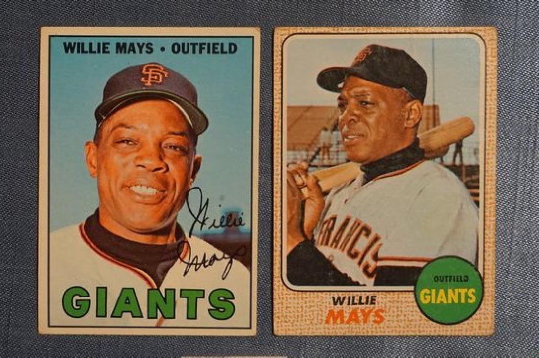 1967 & 1968 TOPPS WILLIE MAYS #200 (1 of 2)