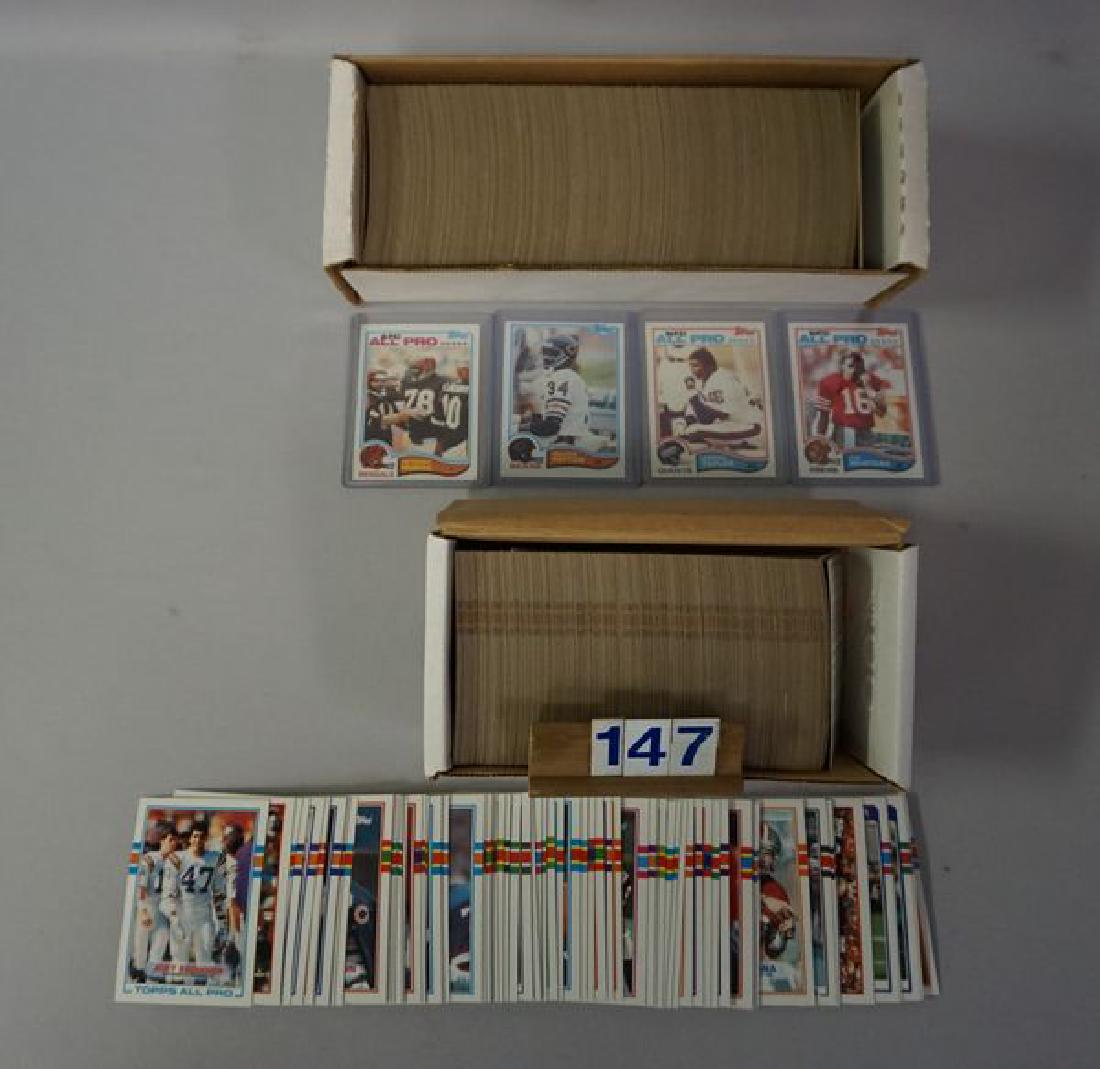 1982 TOPPS FOOTBALL CARD SET (1 of 7)