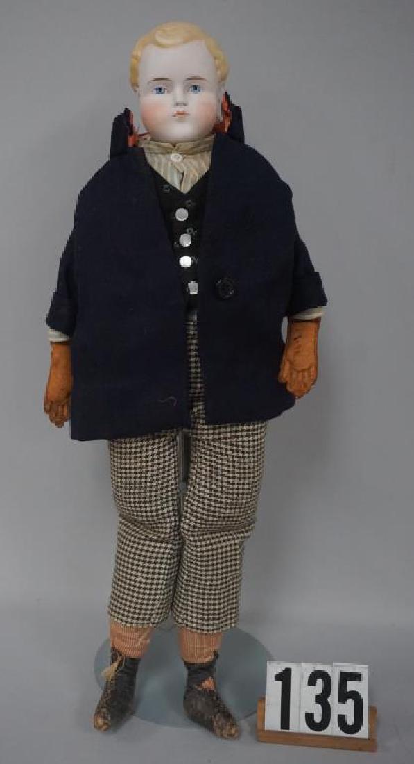 20 INCH BLONDE HAIR PARIAN SHOULDER HEAD BOY WITH BLUE: 20 INCH BLONDE HAIR PARIAN SHOULDER HEAD BOY WITH BLUE EYES, VINTAGE CLOTH BODY, LEATHER ARMS & HANDS, RED STRIPED SOCKS, LEATHER SHOES WITH WEAR, NO DAMAGE OR REPAIRS - VG