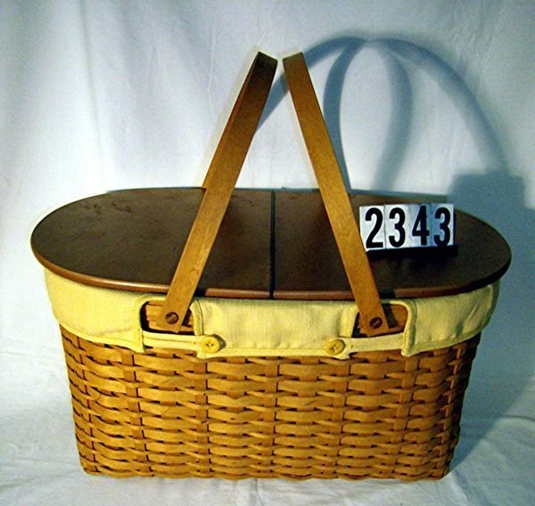 Longaberger: 2003 OVAL PICNIC BASKET COMBO W/LID