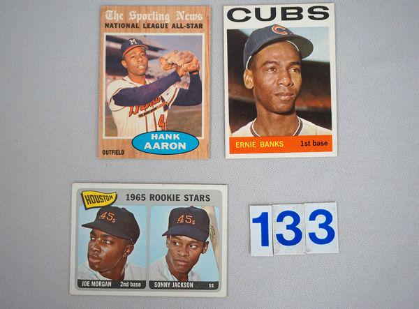 1962 TOPPS #394 HANK AARON, (1 of 2)