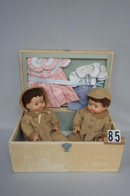 EFFANBEE 20 IN. SWEETIE PIE TWINS:: COMPO HEAD & LIMBS, CLOTH STUFFED BODIES, EACH DRESSED IN IDENTICAL OUTFITS, ONE WITH COMPO SPLITS ON FACE, THE OTHER WITH SLIGHT SPLIT AT RIGHT EAR - GOOD TO VG, WITH CARDBOARD STORAGE CASE 19 1/2 IN