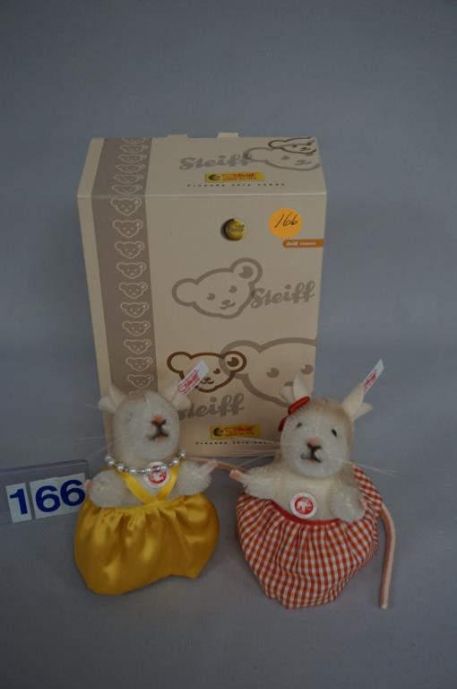 STEIFF 2007 NORTH AMERICAN LIMITED EDITION:: COUNTRY MOUSE & CITY MOUSE #258/1,500 WITH C.O.A. & ORIGINAL BOX, EACH MOHAIR & FELT, 5 IN. H. - N. MT.