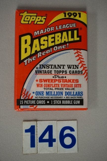 1991 TOPPS DESERT SHIELD:: UNOPENED WAX PACK, ALL DESERT SHIELD WAX PACKS IN THIS AUCTION WERE ACQUIRED BY OUR CONSIGNOR FROM 1993-1995 AT THE MYRTLE BEACH AIR FORCE BASE IN SOUTH CAROLINA, PACKS WERE NEVER OPENED OR TAMPERED W