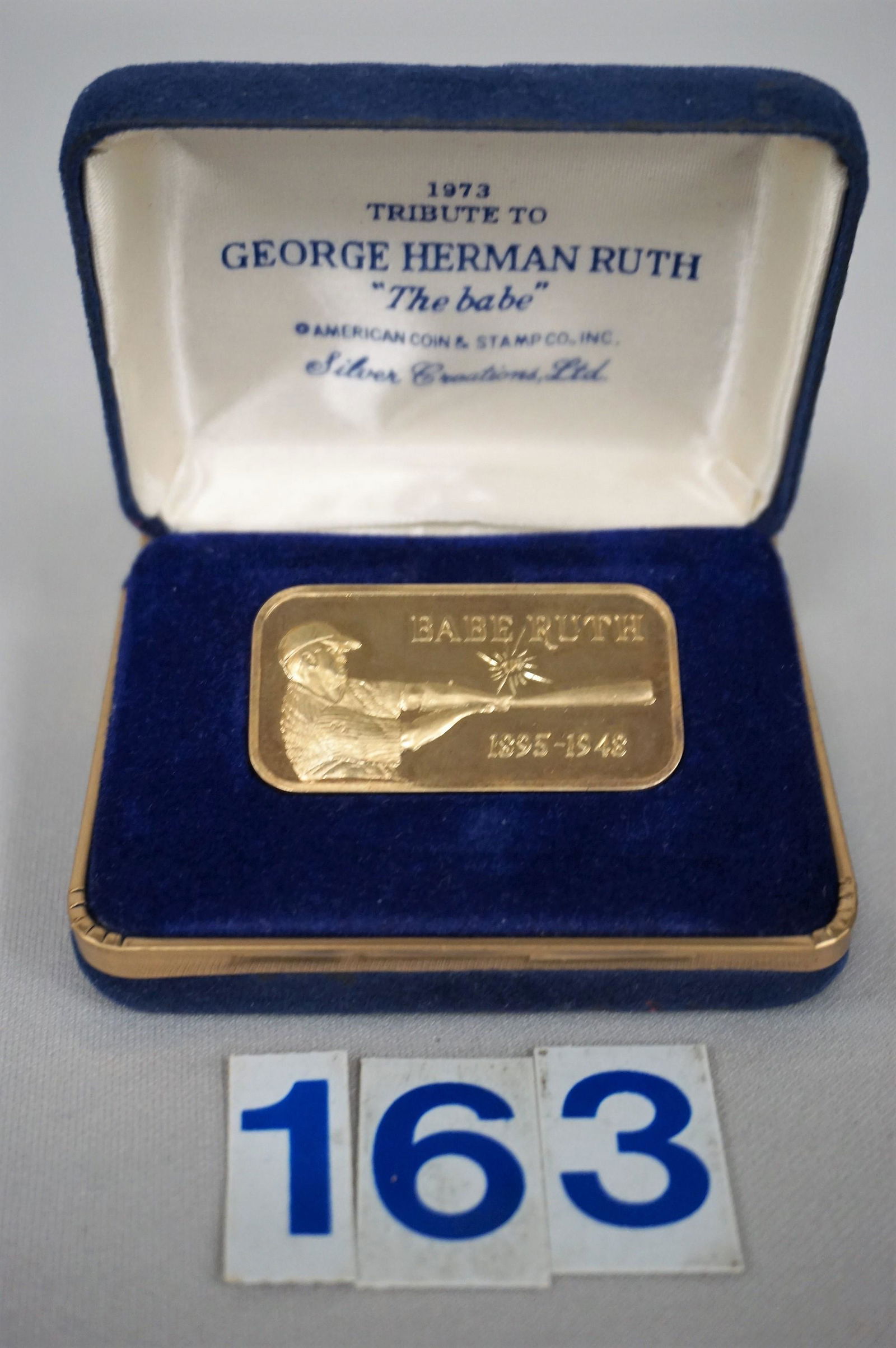 BABE RUTH LIMITED EDITION INGOT,: 24 KT. GOLD OVER .999 FINE SILVER, #283/1000, BY AMERICAN COIN & STAMP CO., INC. - EX, LID ON CASE IS WORN - FAIR
