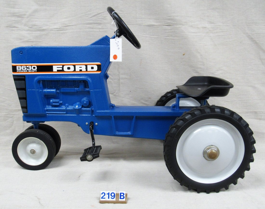 【激レア】FORD（フォード）8630　トラクター　1/32スケール　ERTL社 激レア】FORD（フォード）8630 トラクター 1/32スケール ERTL社