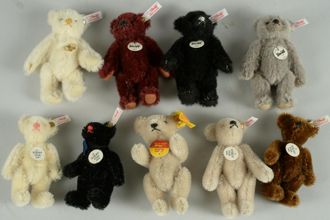 LOT OF 9 SMALL STEIFF CLUB TEDDY BEARS (1 of 1)