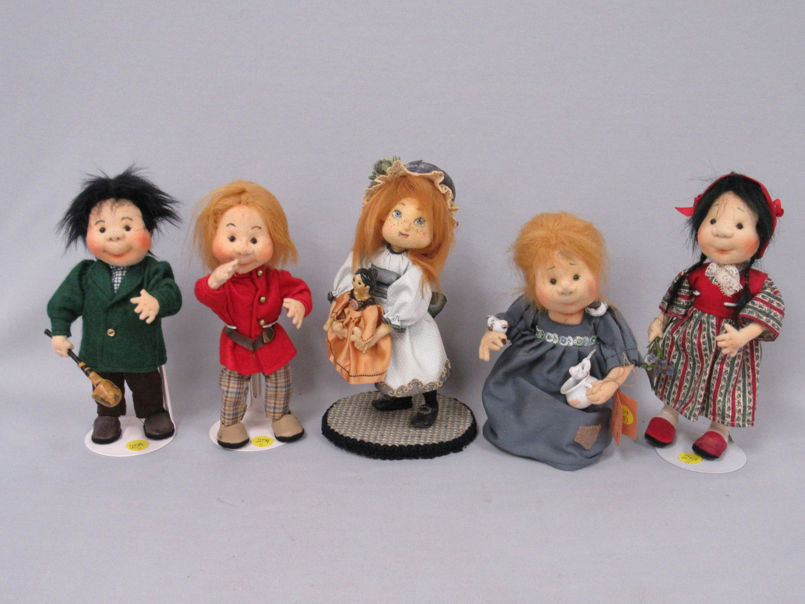 Lot Of 5 Felt Wire Artist Dolls