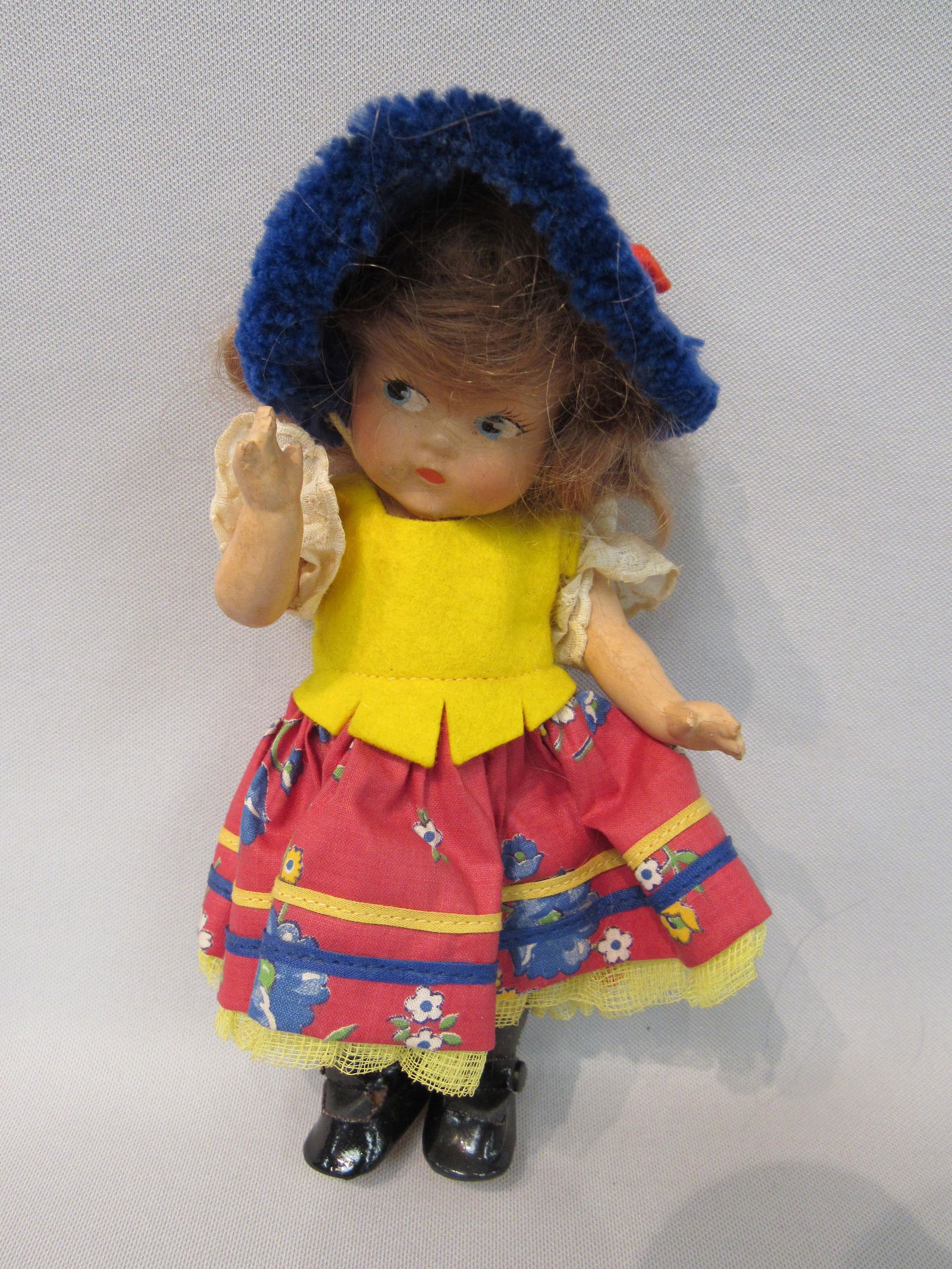 8 IN. VOGUE DOLL COMPOSITION 1940: (1 of 10)