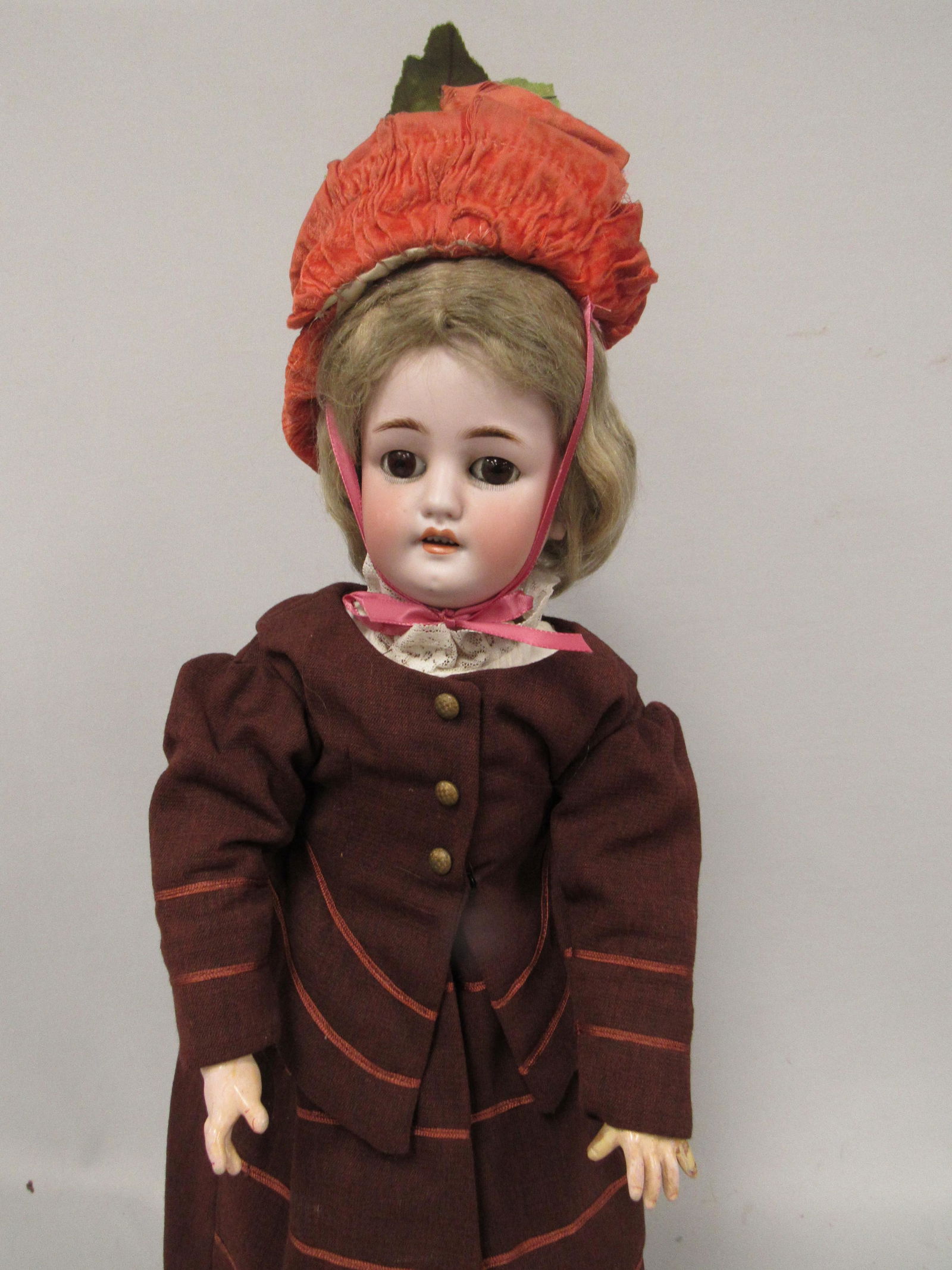 SIMON HALBIG 8 1/2 MADE FOR CM. BERGMANN: (1 of 15)