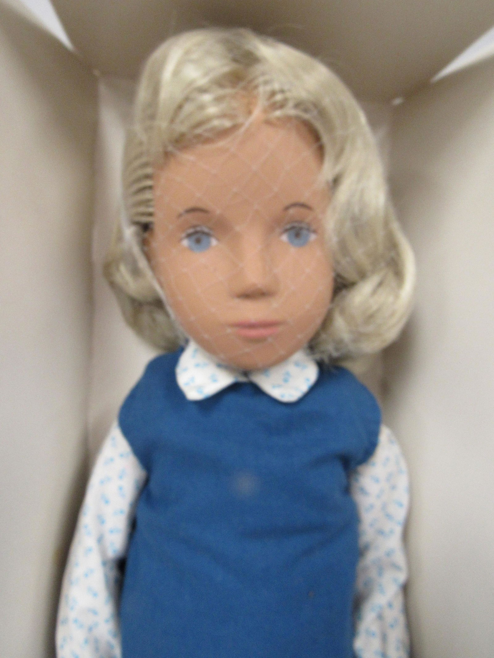 SASHA 115 S BLONDE IN BLUE TUNIC: (1 of 15)