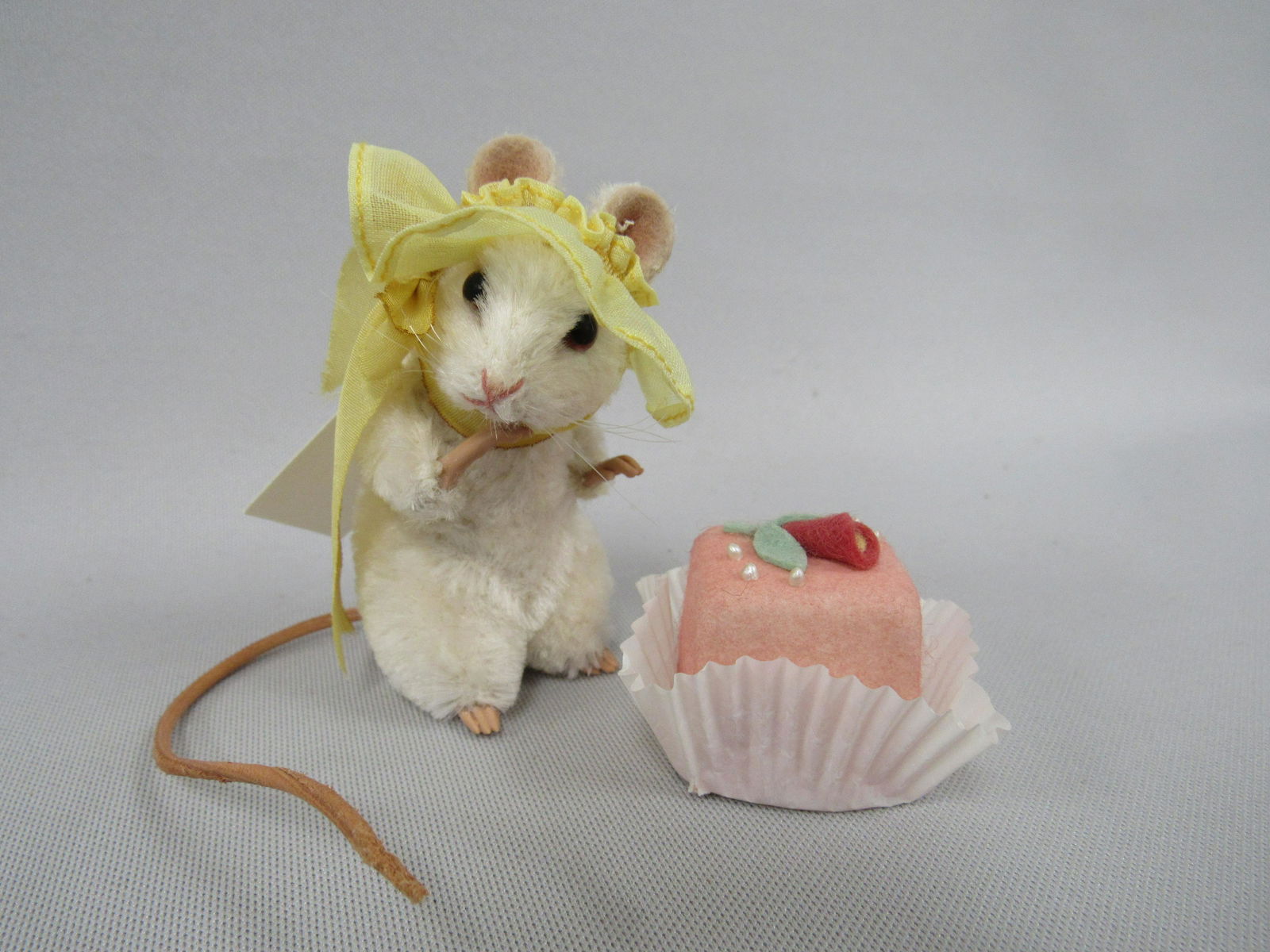 R. JOHN WRIGHT "PETIT FOUR" #71: (1 of 8)