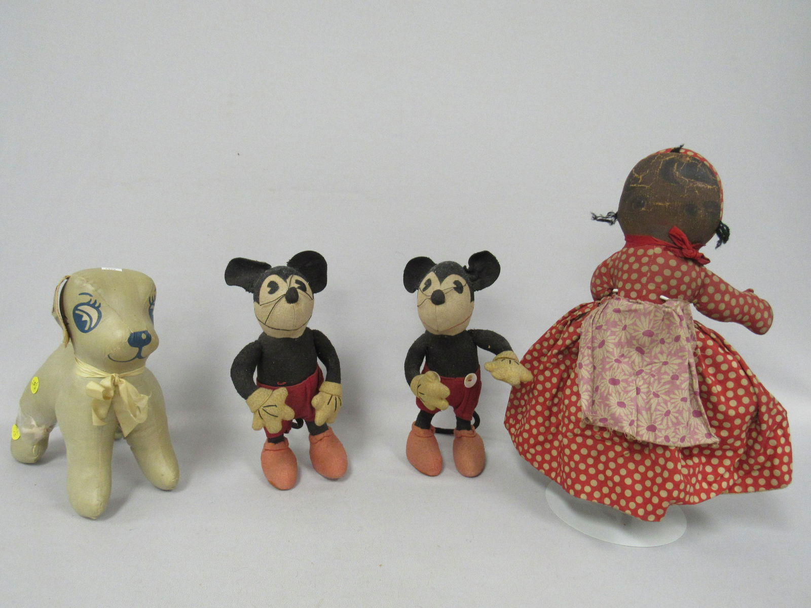 (2) 10 IN. EARLY ALL FELT "MICKEY MOUSE": (1 of 16)