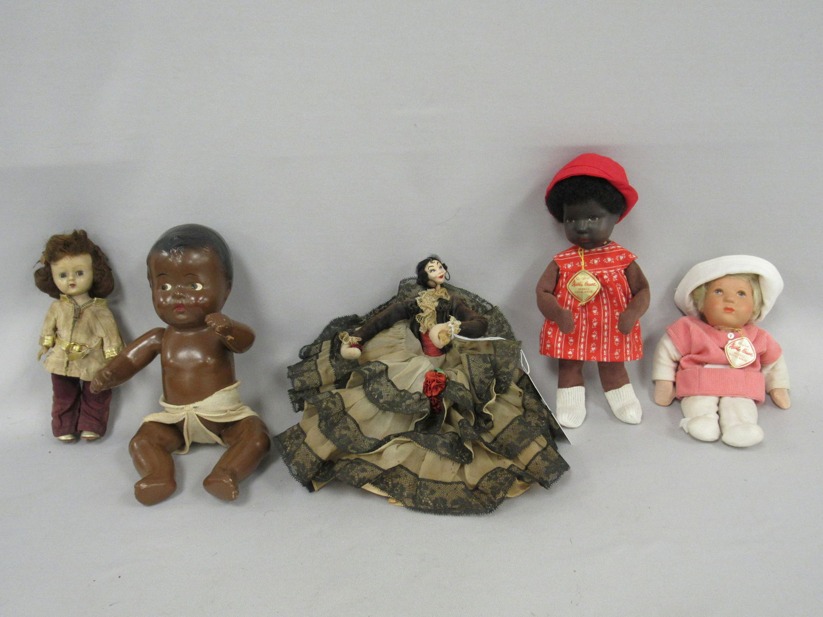 5 PC. DOLL LOT: (1 of 9)