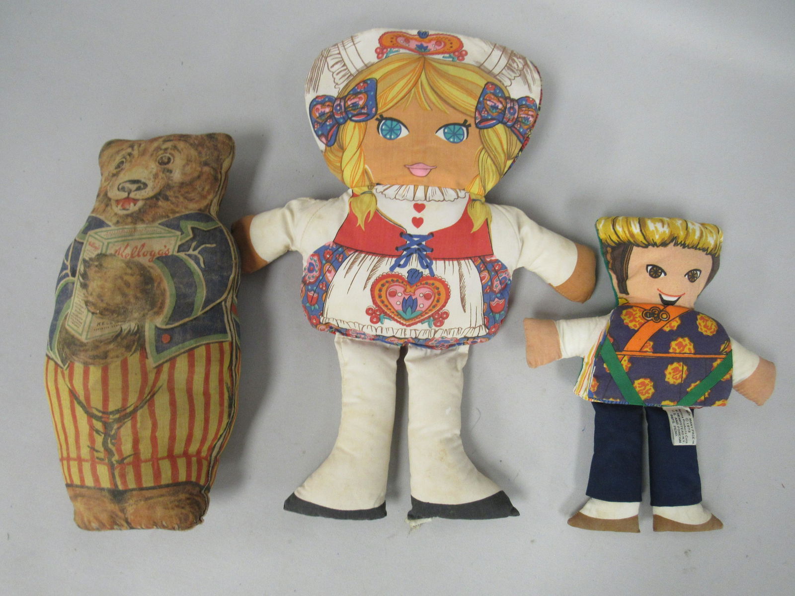 3 CLOTH DOLLS: (1 of 12)