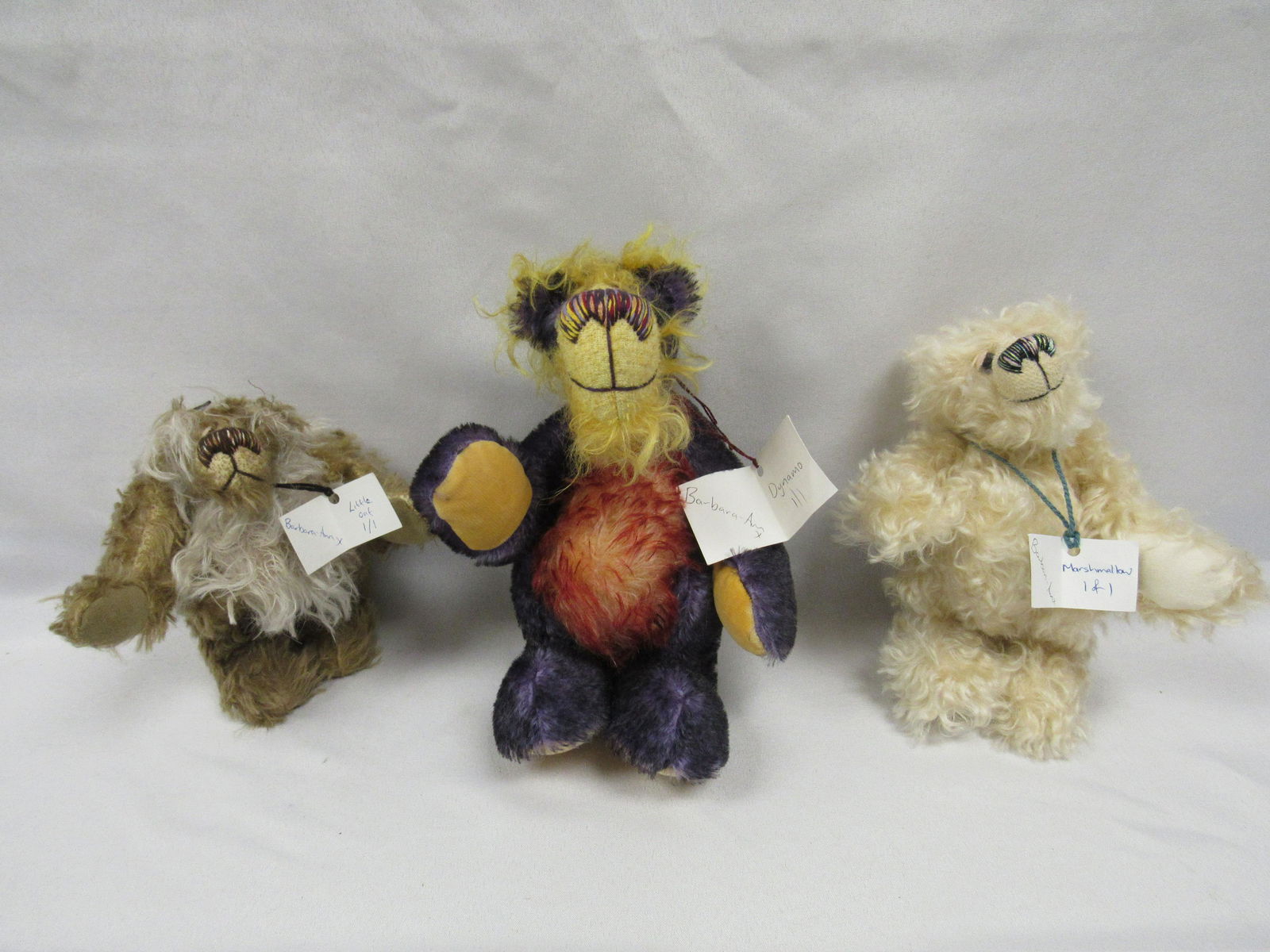 (3) BARBARA-ANN ARTIST BEARS: (1 of 8)