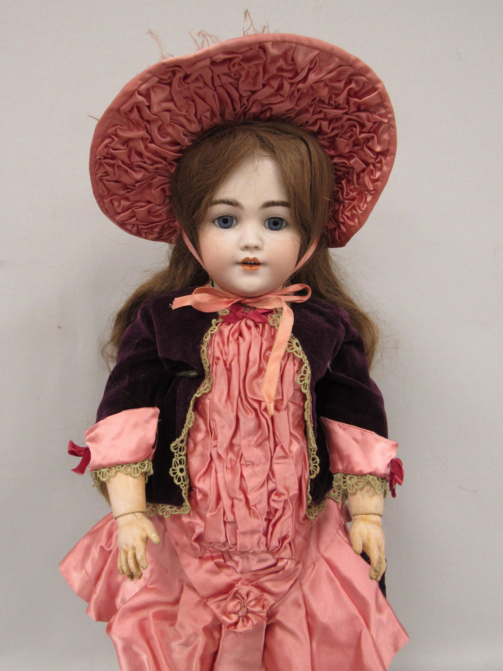 SIMON HALBIG. 26 IN. SANTA MARKED 1249: (1 of 7)