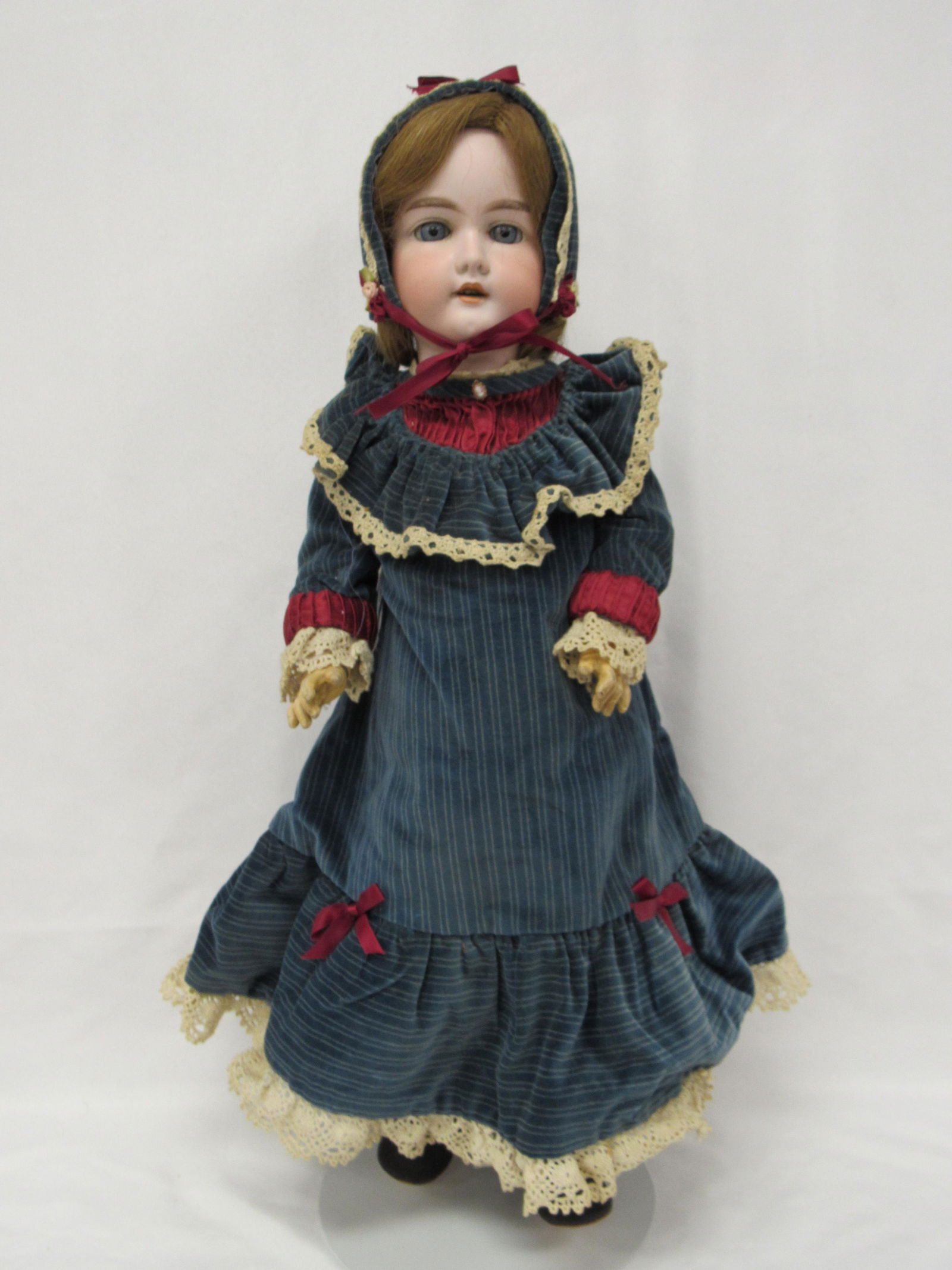 ARMAND MARSEILLE #390: (1 of 5)