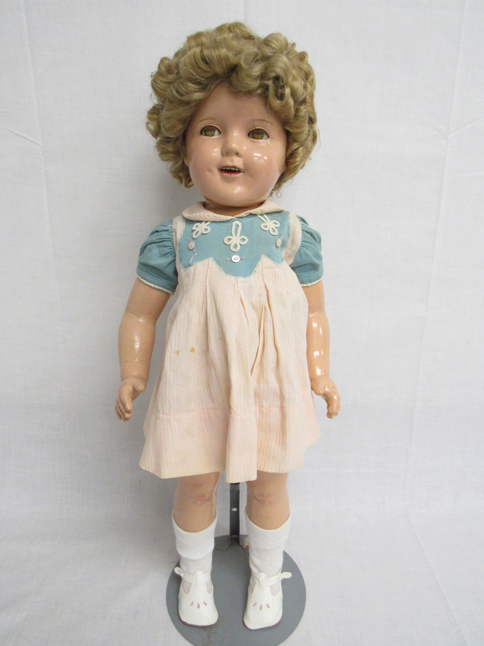 IDEAL 24 IN. COMPO SHIRLEY TEMPLE WITH FLIRTY EYES (1 of 12)