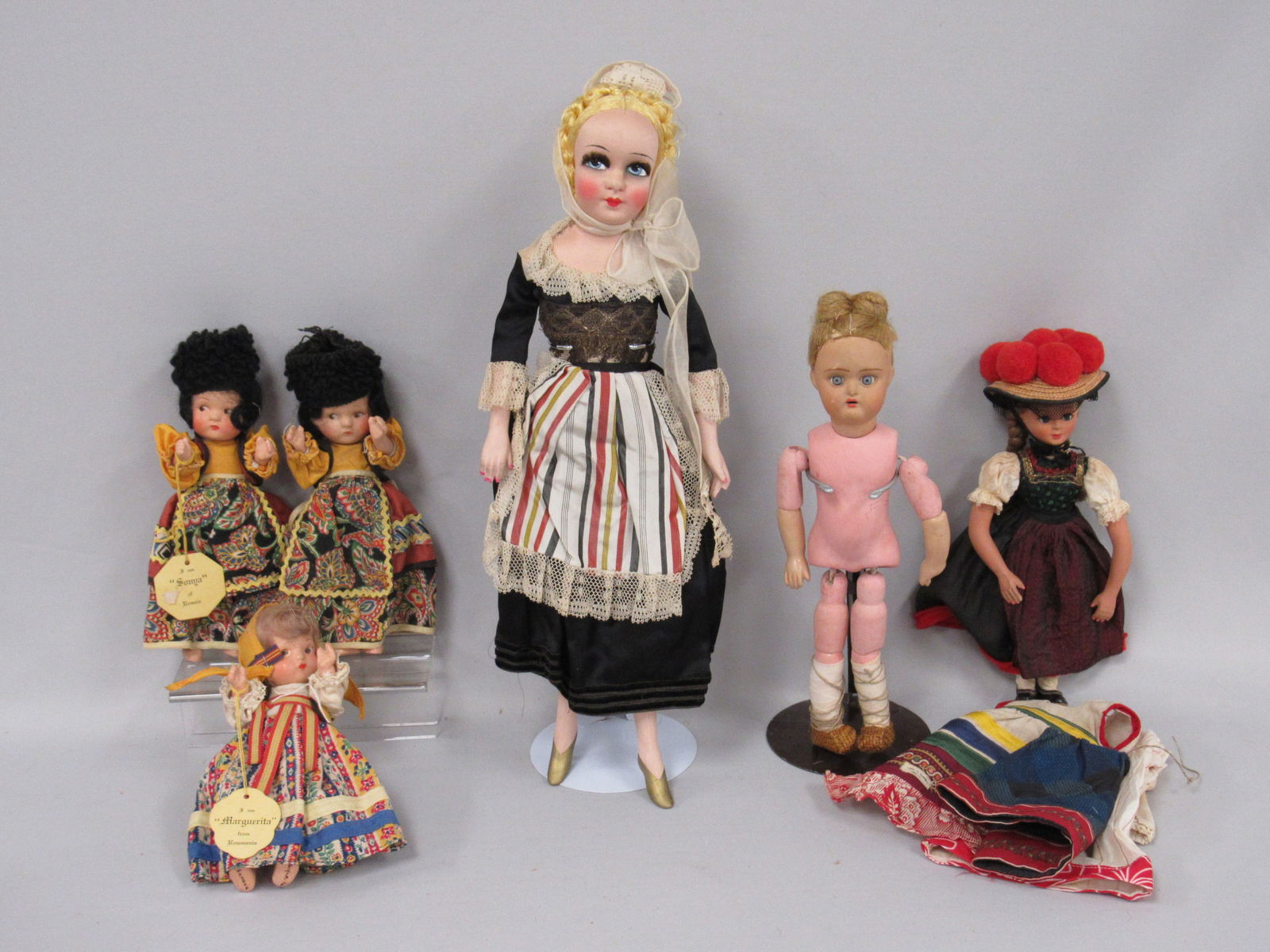 6 DOLLS IN ETHNIC COSTUMES: (1 of 10)