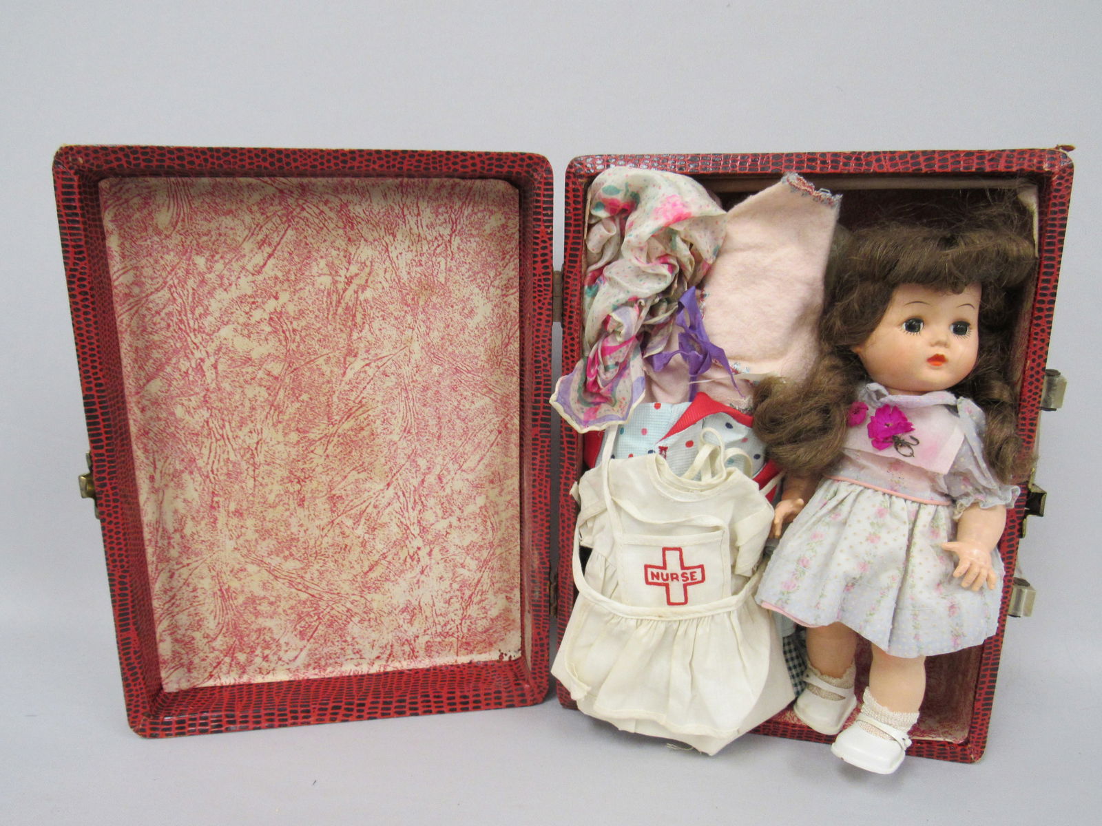 10 IN. H.P. BLOCK DOLL CO. WALKING DOLL: (1 of 5)