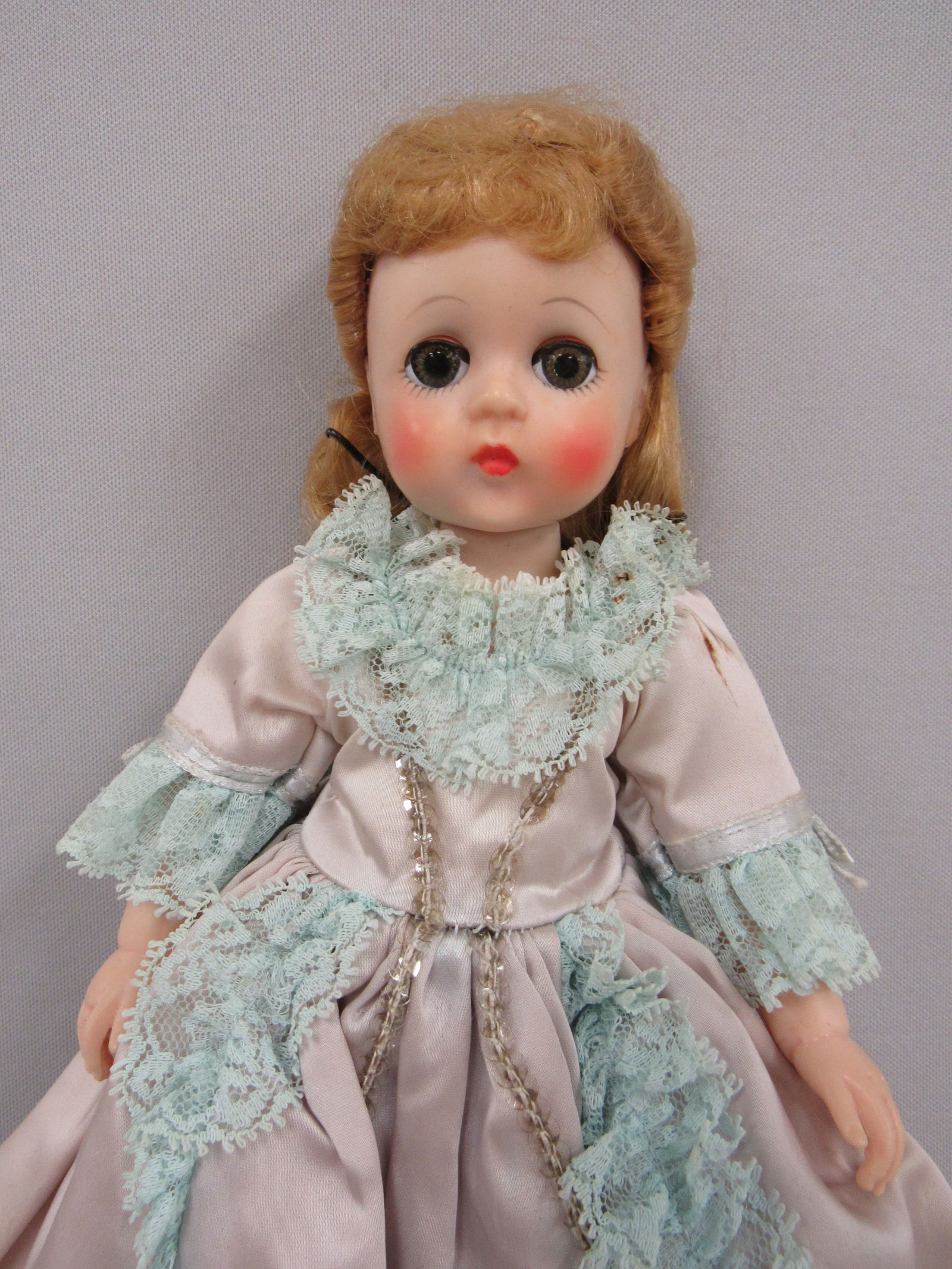 11 1/2 IN. M. ALEXANDER LISSY FACE "CINDERELLA": (1 of 5)