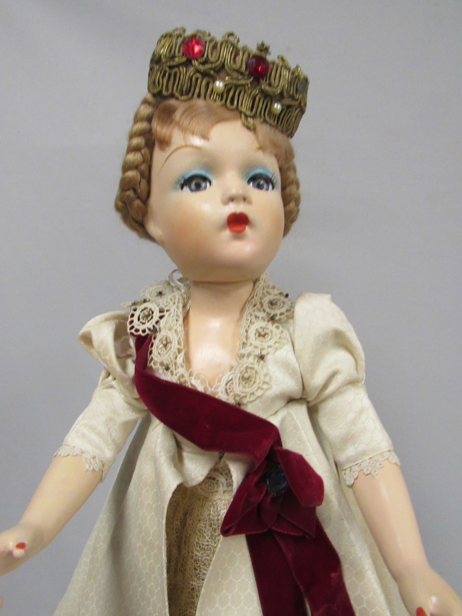 21 IN. MADAME ALEXANDER " PRINCESS FLAVIA: (1 of 19)